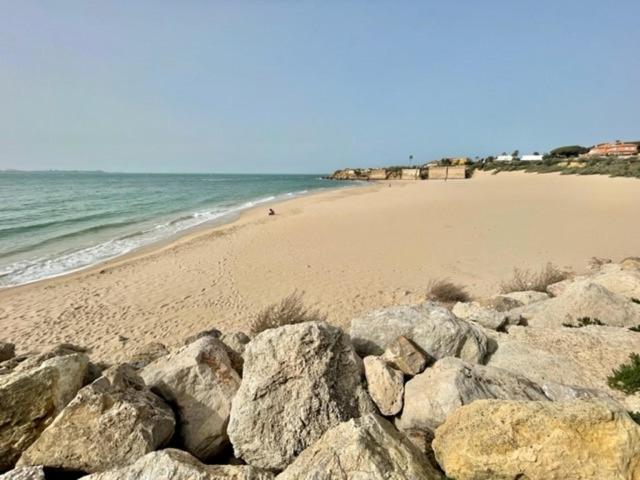 Gatu Sherry, Junto Puerto Deportivo Y Playa " Preferente Mayores De 25 Anos Y Familias " El Puerto de Santa María Esterno foto